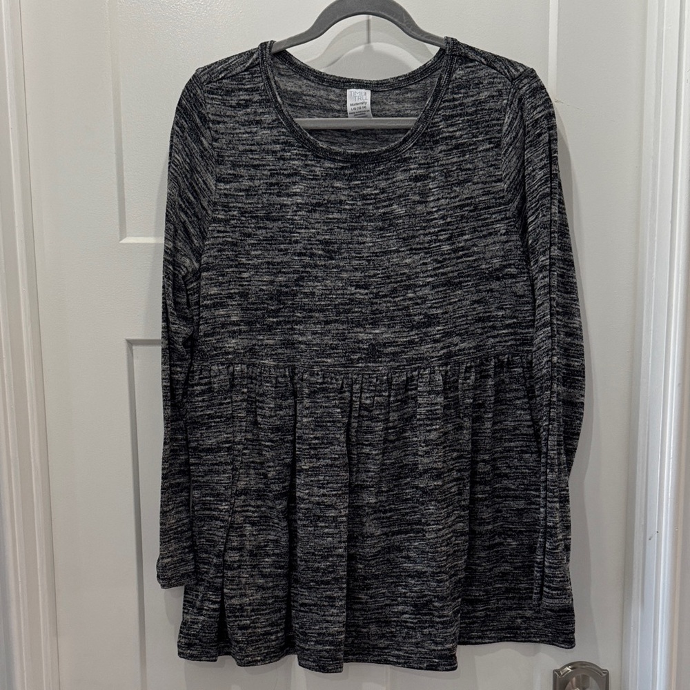 Time and Tru Women’s Maternity Charcoal Heather Long Sleeve Top Size Large